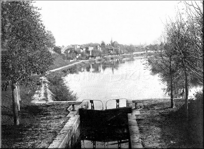 1901 - 0021.jpg