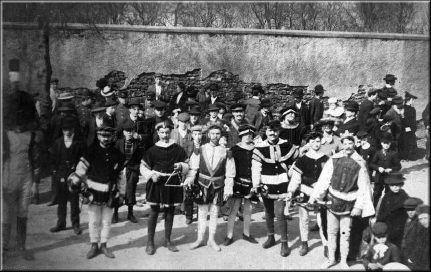 1908 - 0016.jpg