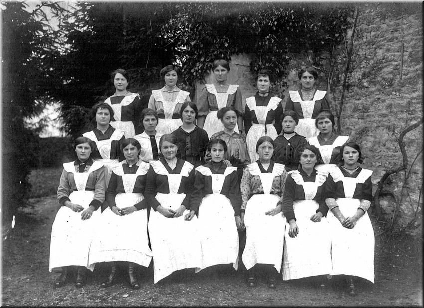 1909 - 0044.jpg