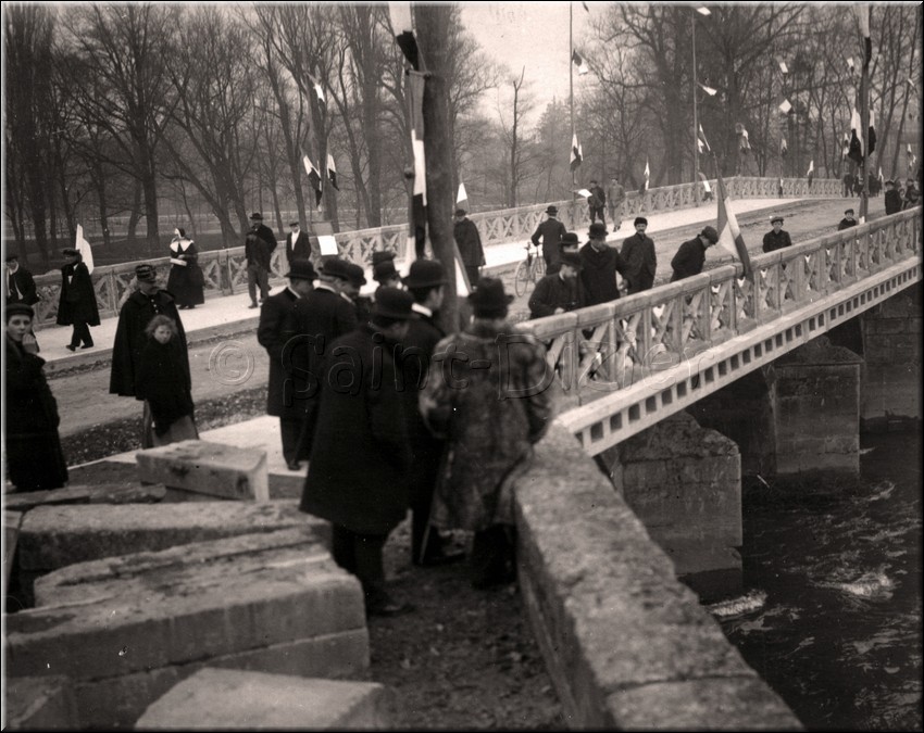 1911 - 0009.jpg