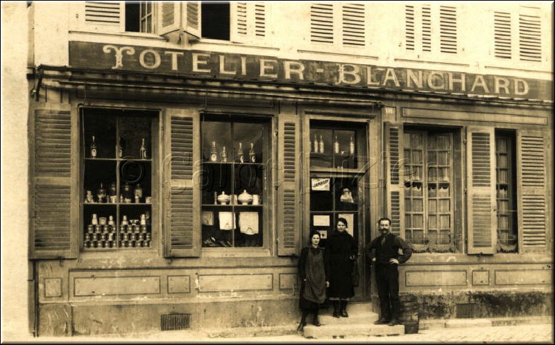 1920 - 0001.jpg