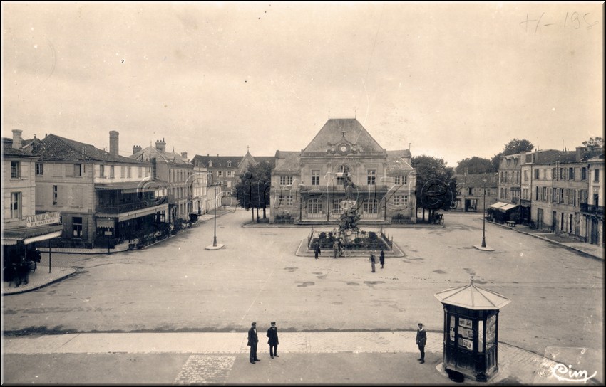 1920 - 0006.jpg