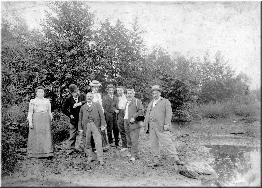 1920 - 0027.jpg