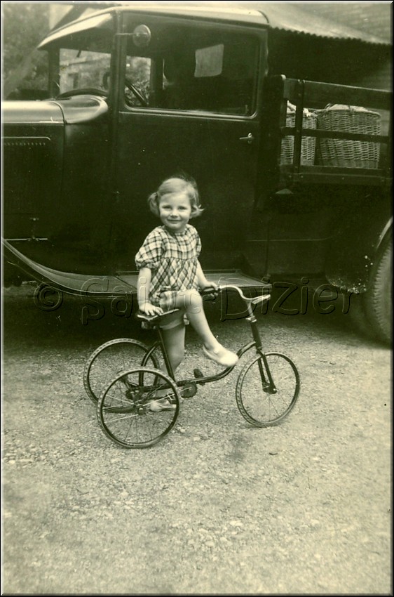 1930 - 0005.jpg
