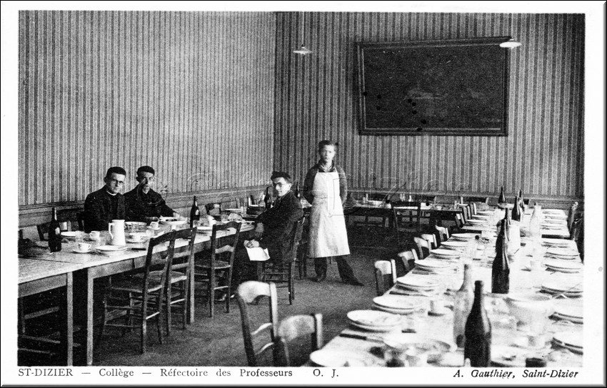 1930 - 0030.jpg