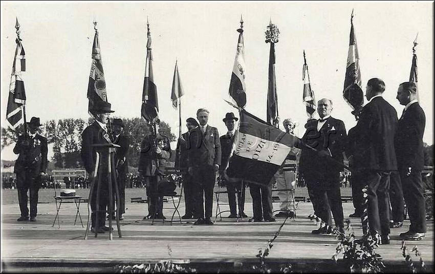 1937 - 0002.jpg