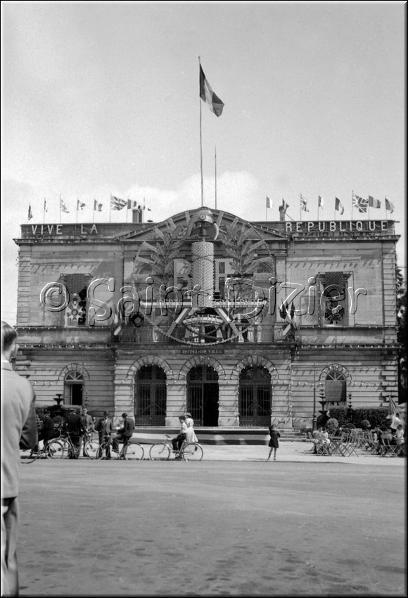 1955 - 0012.jpg