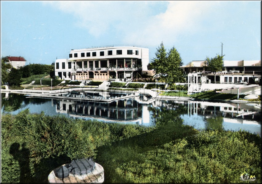 1957 - 0023.jpg
