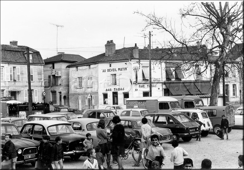 1971 - 0027.jpg