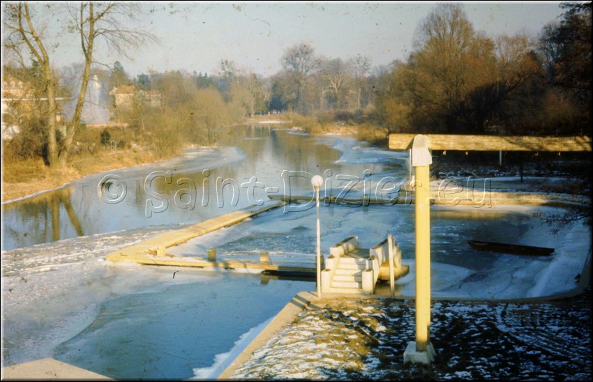 1971 - 0052.jpg