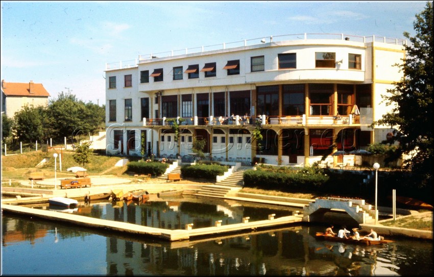 1971 - 0053.jpg
