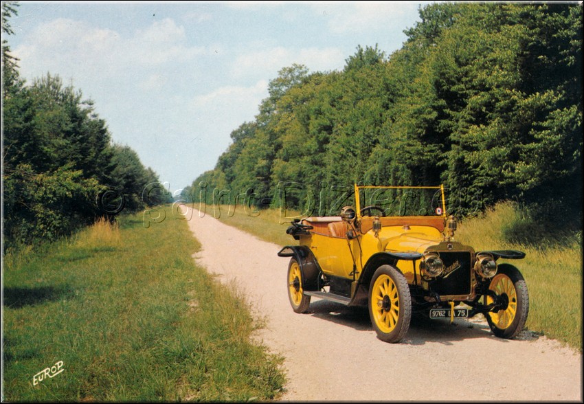 1975 - 0017.jpg