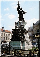 1975 - 0020.jpg