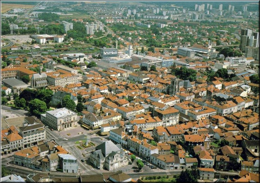 1977 - 0001.jpg