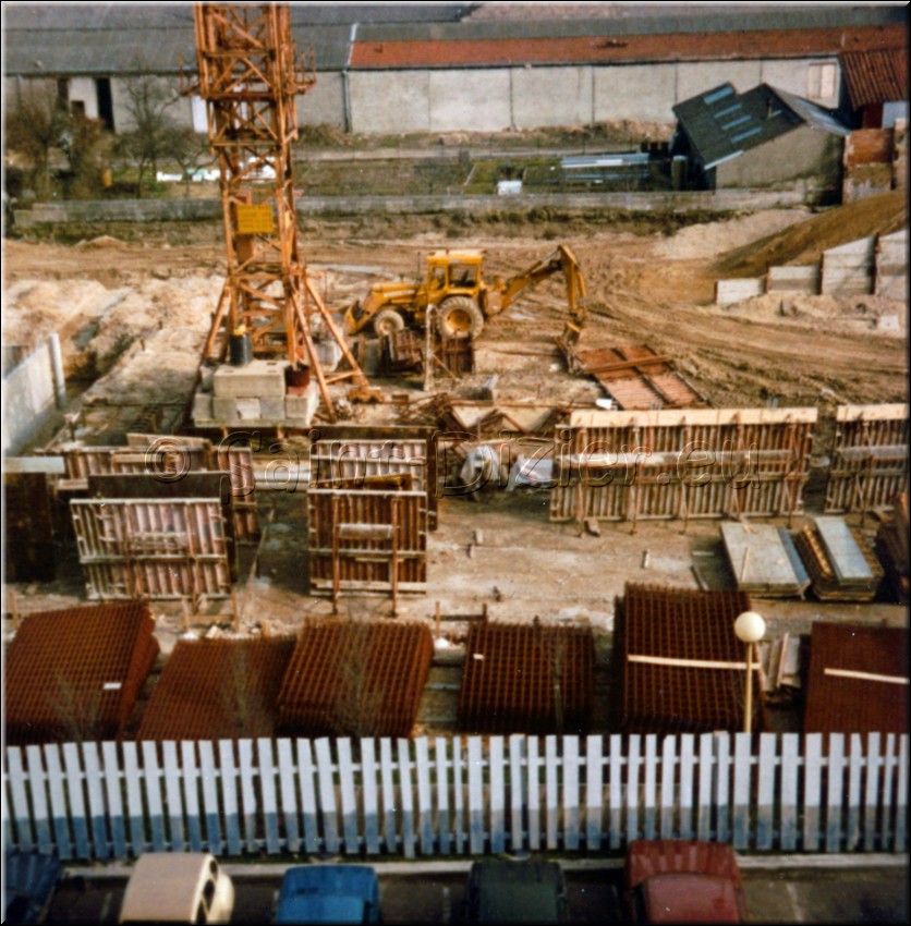 1977 - 0006.jpg