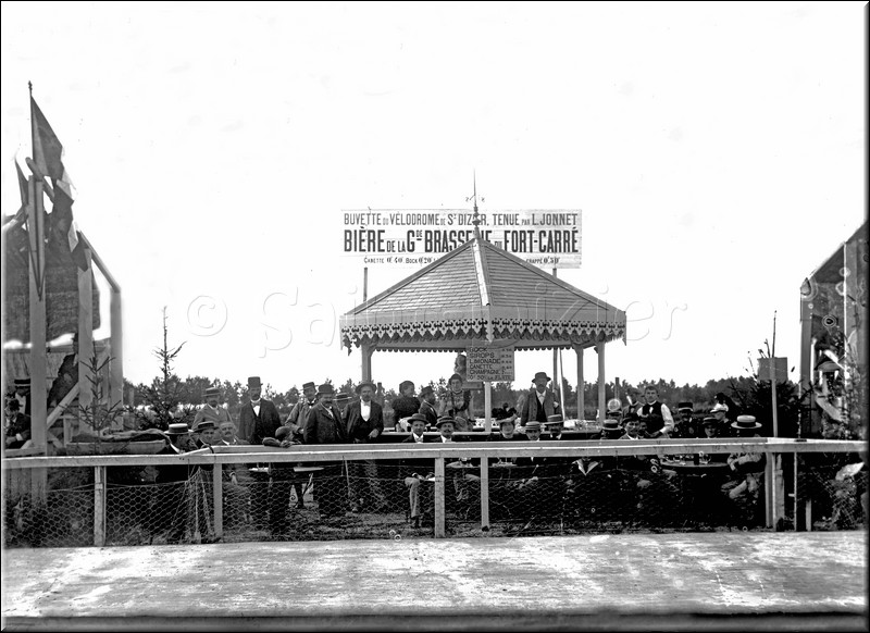1900 - 0050.jpg