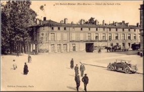 1923