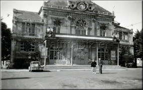 1952